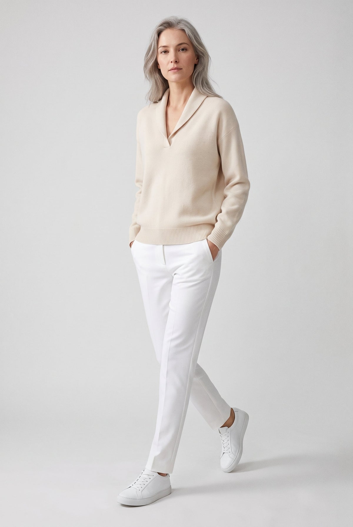 Sweater – women's relaxed ribbed V-neck
