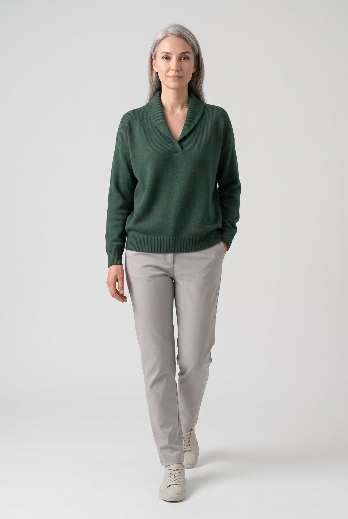 Sweater – women's relaxed ribbed V-neck